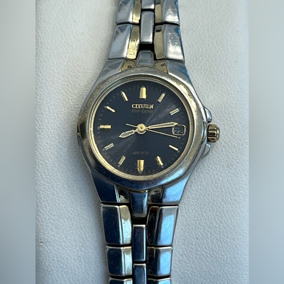 Citizen Eco-Drive Ladies Watch Two Tone Bracelet and Case Black Dial - Picture 6 of 11